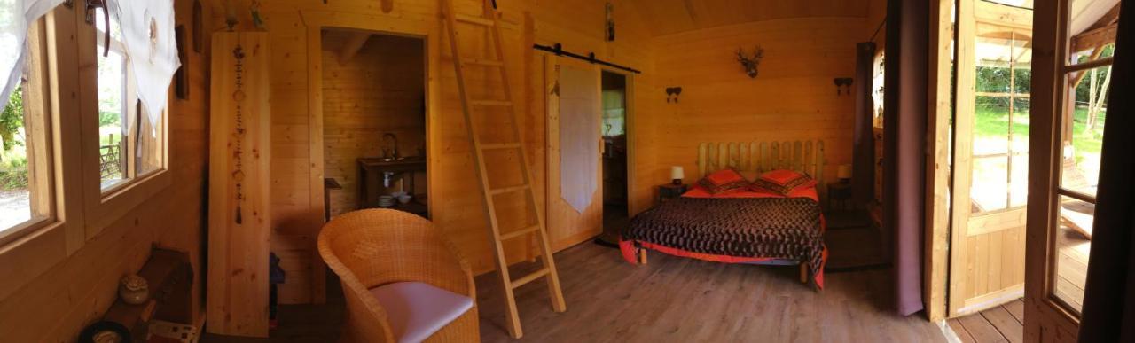 Bed and Breakfast Les Chevreuils Saint-Sylvestre-de-Cormeilles Exterior foto
